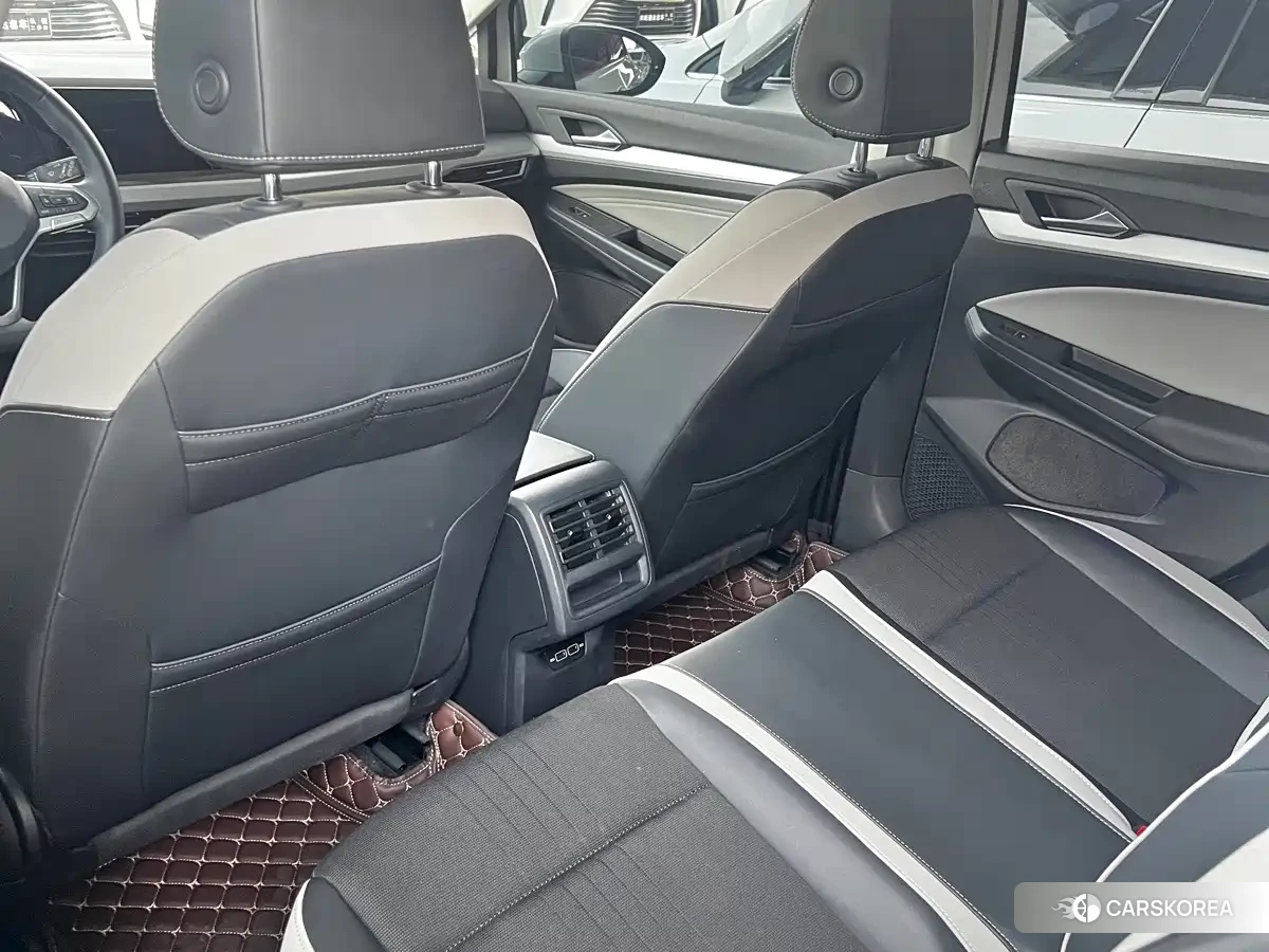 Volkswagen Golf id 4679884 из Китая 9