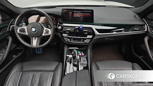 BMW 5 Series (G30) id 4469964 из Кореи 29