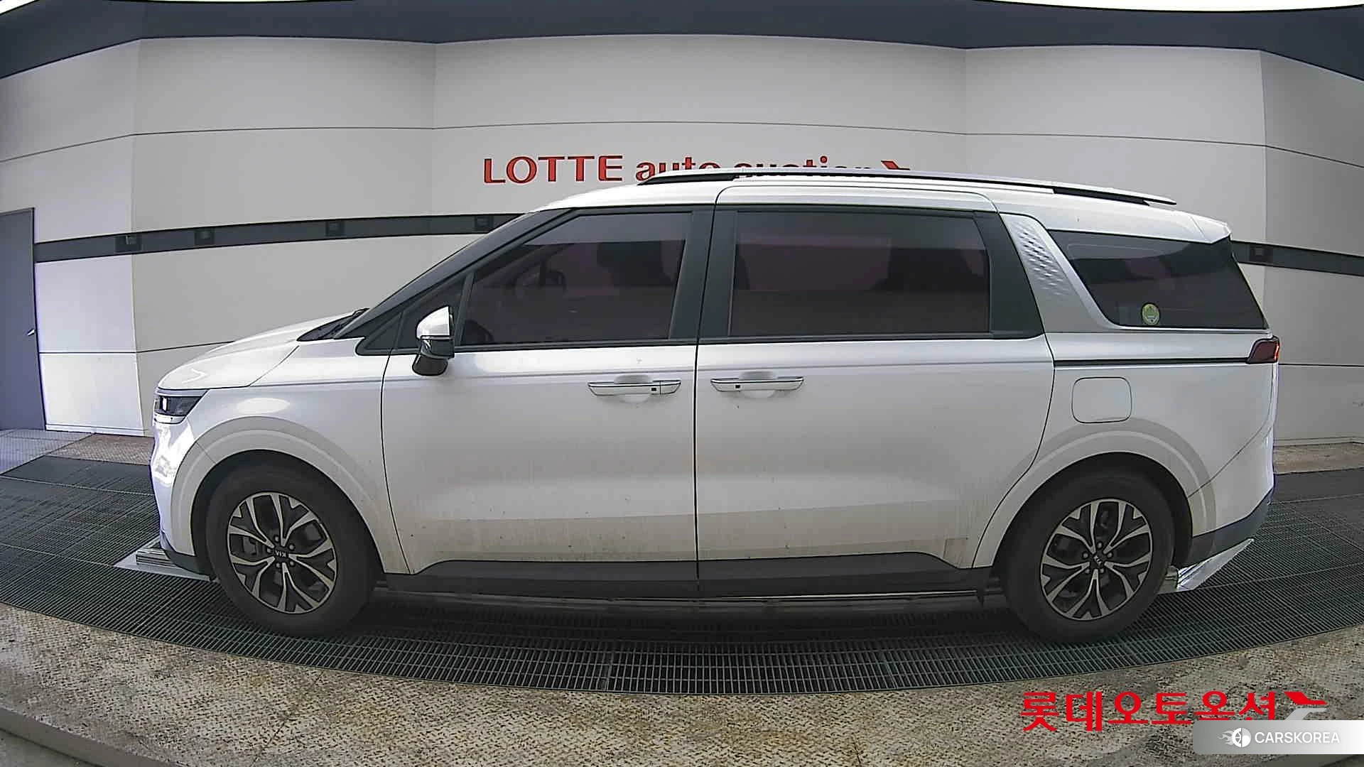 Kia Carnival id 3882122 из Кореи 34