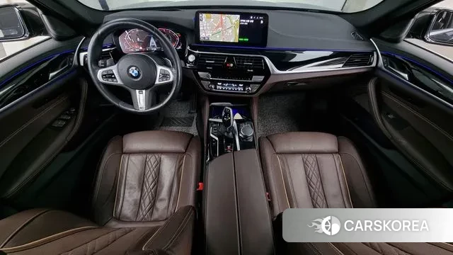 BMW 5 Series (G30) id 3262724 из Кореи 17