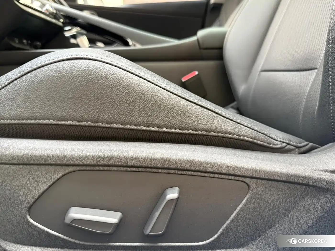 Hyundai Elantra id 4570315 из Китая 23