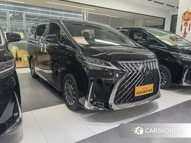 Lexus LM id 4273119 из Китая 12