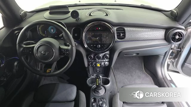 Mini Cooper Electric id 4701300 из Кореи 17