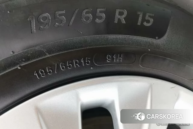 Toyota Corolla id 4300376 из Китая 21