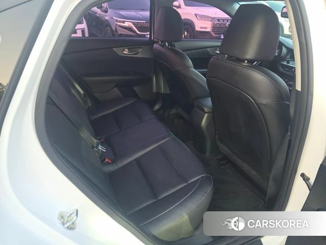 Kia Come New K3 id 3820593 из Кореи 15