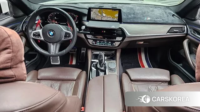 BMW 5 Series (G30) id 3023806 из Кореи 17