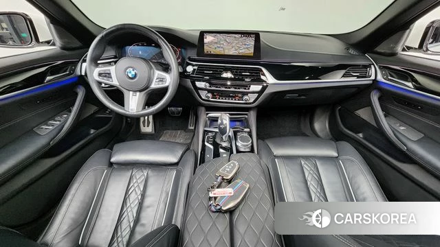 BMW 5 Series (G30) id 4338943 из Кореи 32