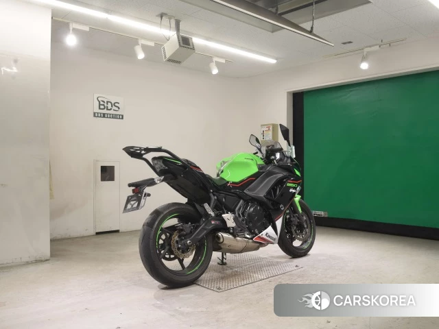 Проданный Kawasaki NINJA 650 ABS id 4289890 из Японии, фото 5