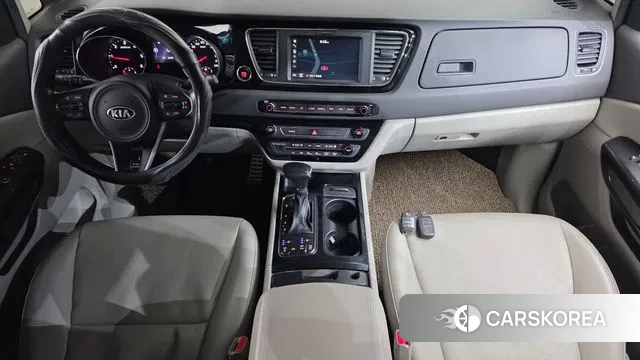 Kia All New Carnival id 3651936 из Кореи 17