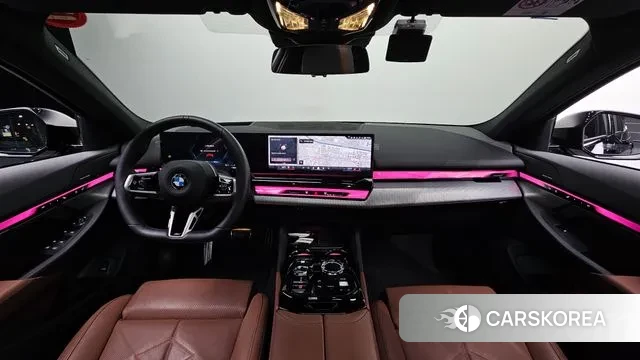 BMW 5 Series (G60) id 3732304 из Кореи 17