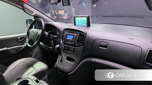 Hyundai The New Grand Starex id 3829398 из Кореи 17