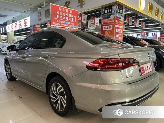 Volkswagen Bora id 4273632 из Китая 21
