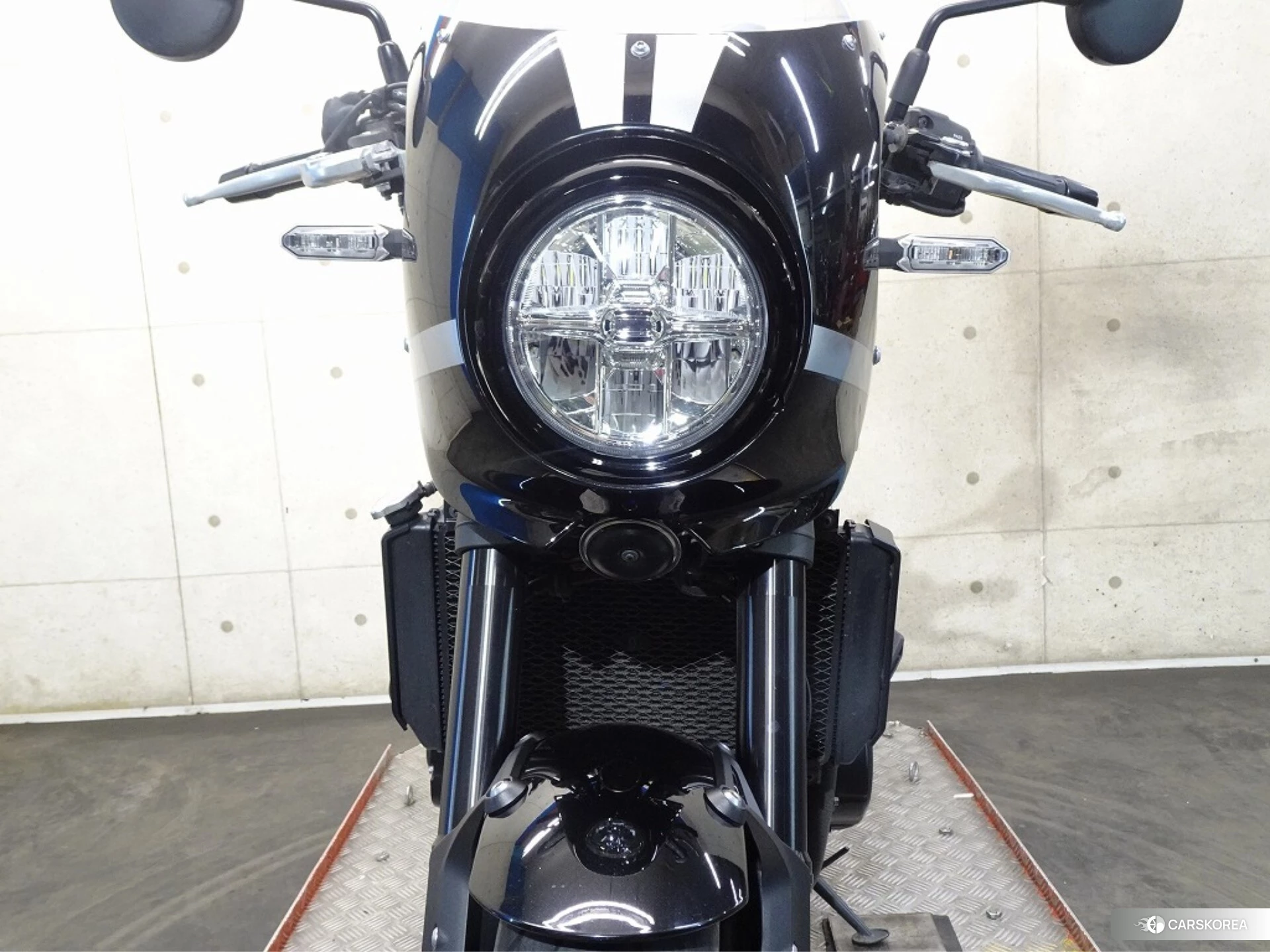 Kawasaki Z900RS CAFE id 4374258 из Японии 7
