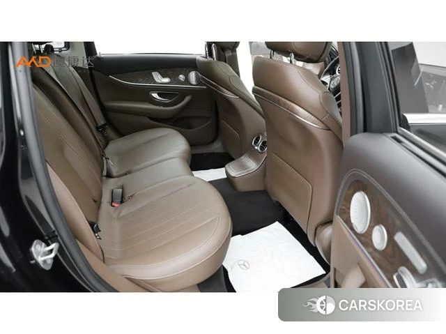 Mercedes-Benz E-class id 4256321 из Китая 7