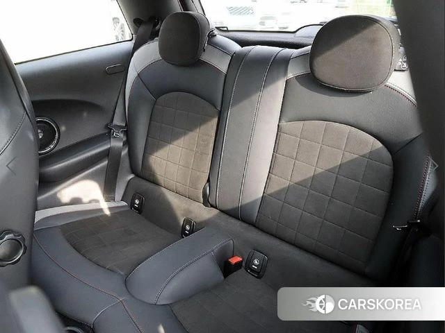 Mini Cooper S id 4344737 из Кореи 17