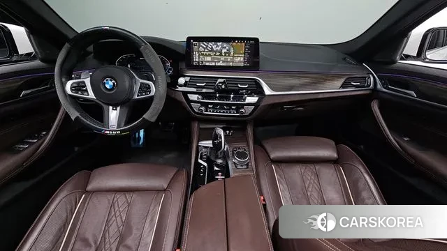 BMW 5 Series (G30) id 3525203 из Кореи 17