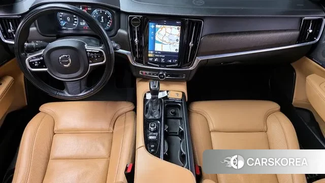Volvo V90 Cross-Country id 3329991 из Кореи 17