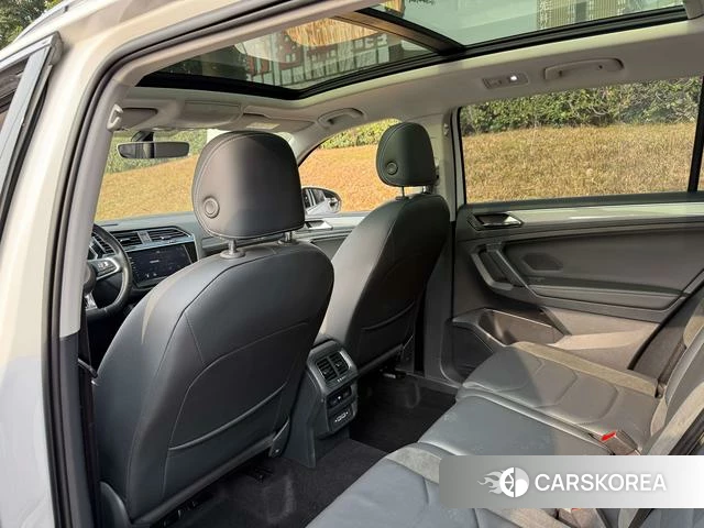 Volkswagen Tiguan L id 4306950 из Китая 7