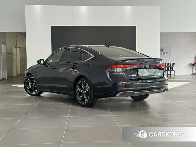 Honda Accord PHEV id 4261450 из Китая 16
