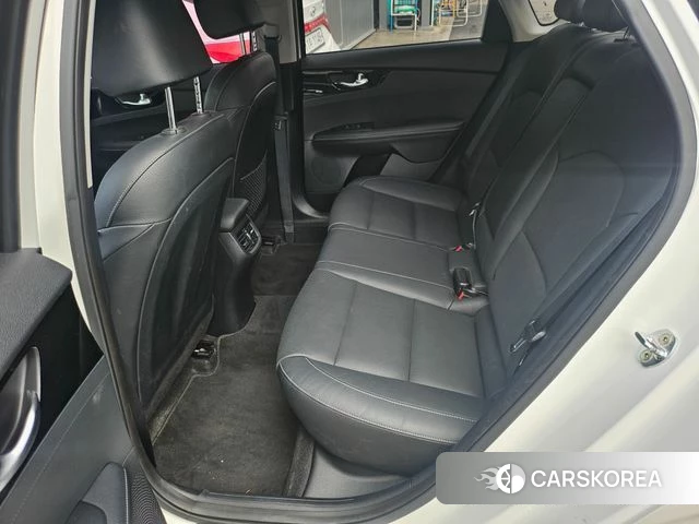 Kia Come New K3 id 4485873 из Кореи 17