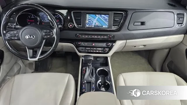 Kia The New Carnival id 3302976 из Кореи 17