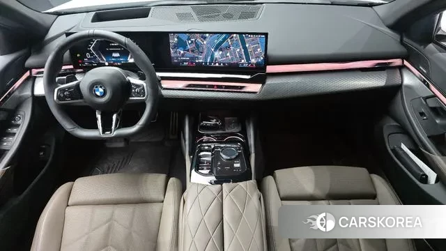 BMW 5 Series (G60) id 3644371 из Кореи 17