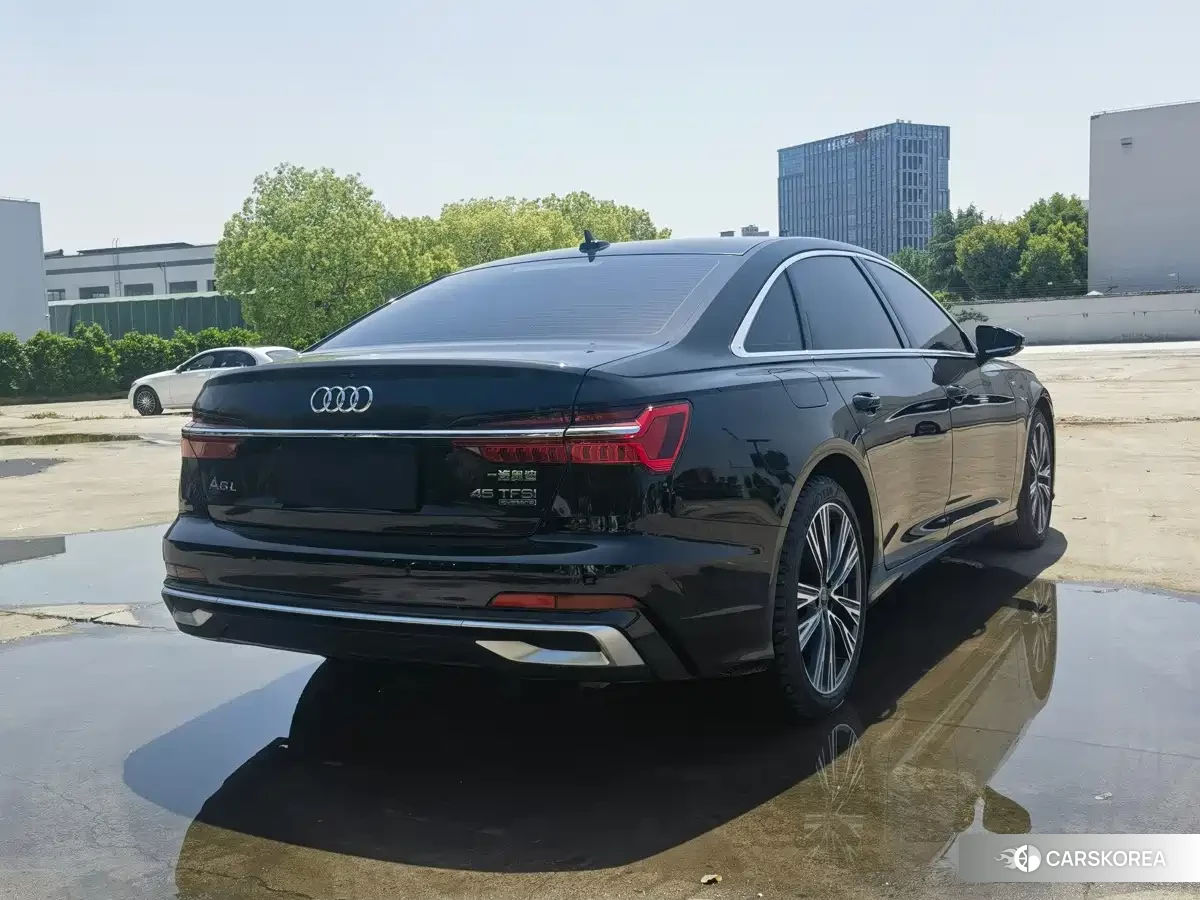 Audi A6L id 4600773 из Китая 7