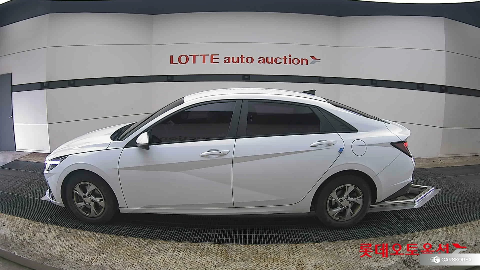 Hyundai Avante id 3875690 из Кореи 34