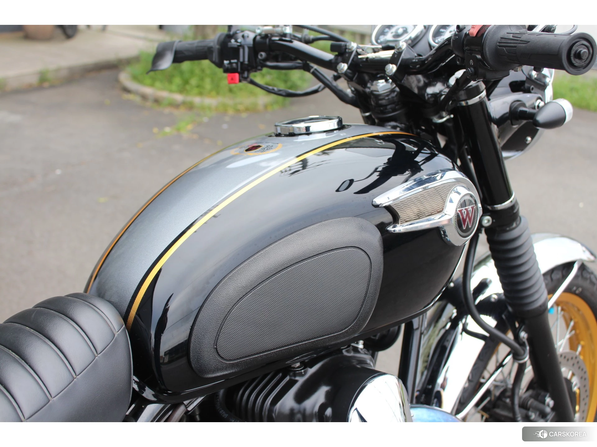 Kawasaki W800 SE id 3950337 из Японии 28