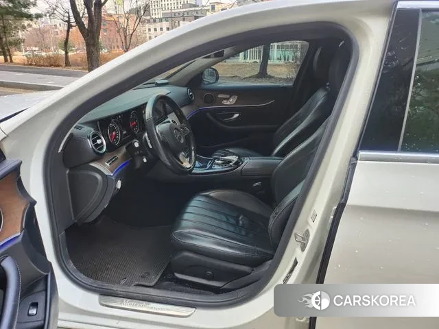 Mercedes-Benz E-Class W213 id 3761251 из Кореи 17