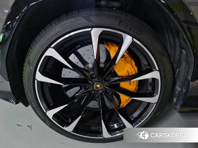 Lamborghini Urus id 4623378 из Кореи 17