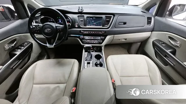 Kia The New Carnival id 3557858 из Кореи 17