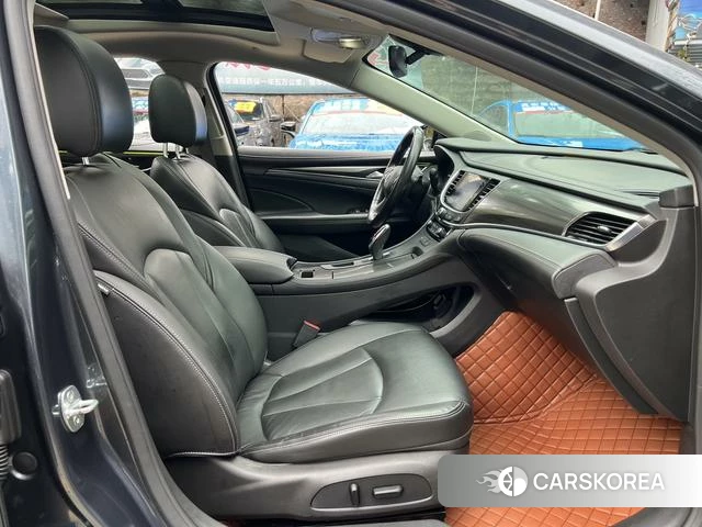 Buick Lacrosse id 4213389 из Китая 22