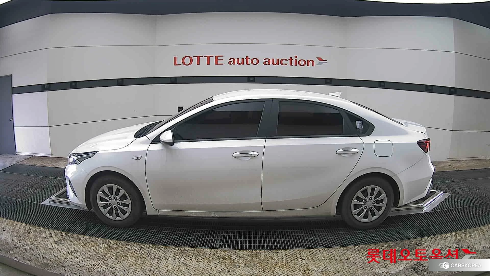 Kia K3 id 3875677 из Кореи 34