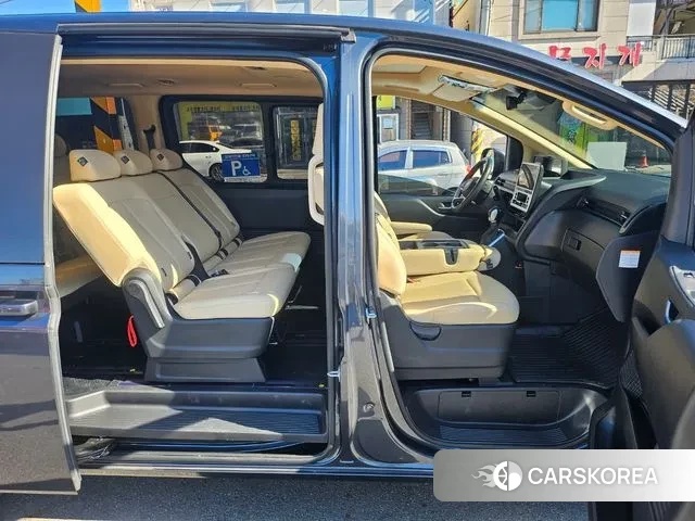 Hyundai Staria id 3694775 из Кореи 11