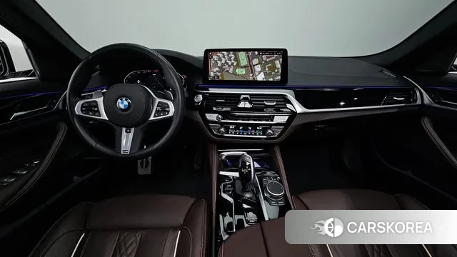 BMW 5 Series (G30) id 3555643 из Кореи 17