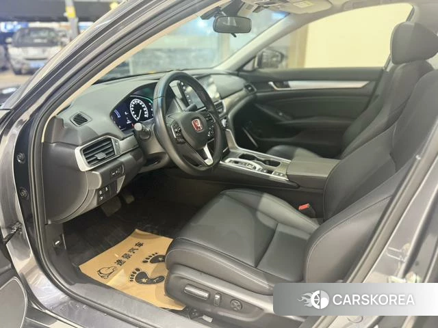 Honda Accord id 4359342 из Китая 17