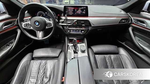 BMW 5 Series (G30) id 4188129 из Кореи 27