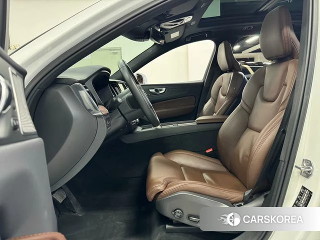 Volvo XC60 PHEV id 3889109 из Китая 16