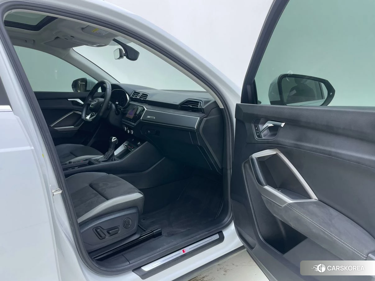 Audi Q3 id 4420727 из Китая 25