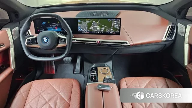 BMW iX id 3605632 из Кореи 17