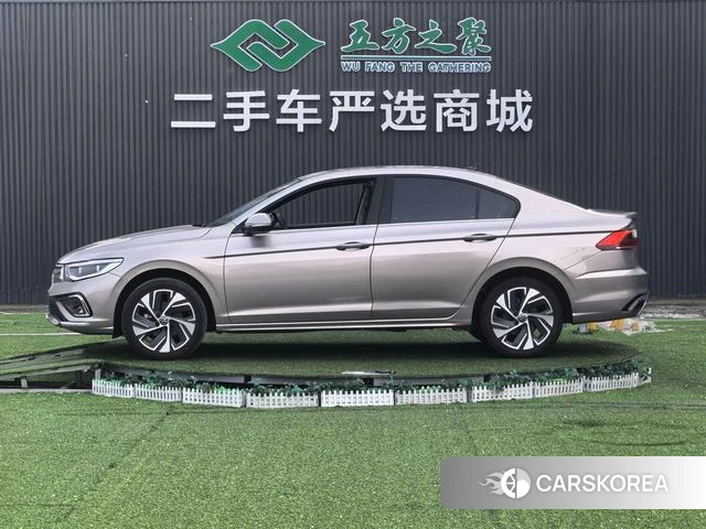 Volkswagen Bora id 4257715 из Китая 17