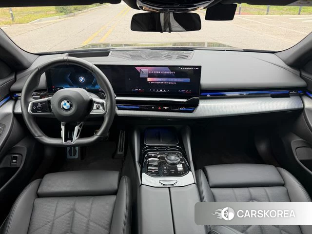 BMW 5 Series (G60) id 4630296 из Кореи 17