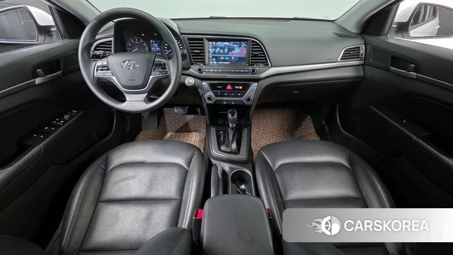 Hyundai Avante AD id 3924950 из Кореи 17