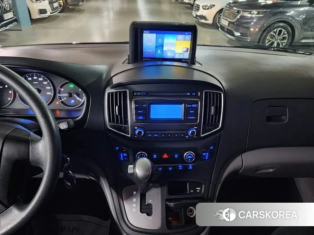 Hyundai The New Grand Starex id 4626275 из Кореи 17