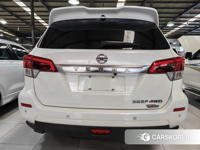 Nissan Tuda id 4335167 из Китая 7