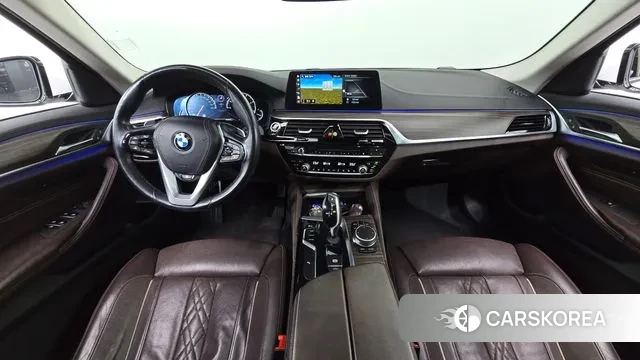 BMW 5 Series (G30) id 3754625 из Кореи 17