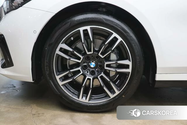 BMW 5 series id 3993491 из Китая 29