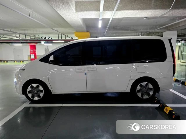 Hyundai Staria id 4870832 из Кореи 17