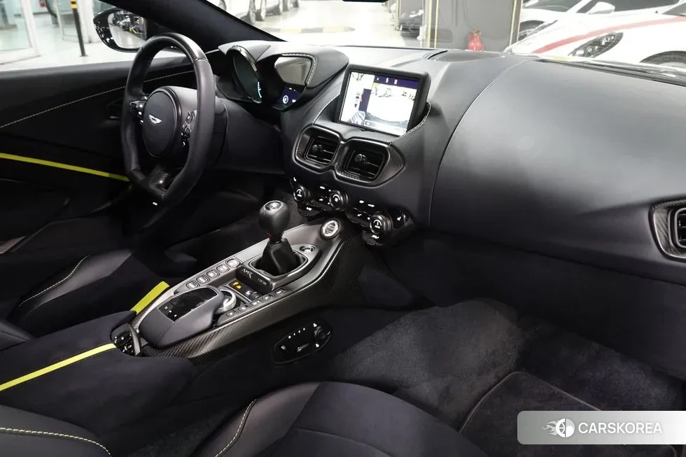 Aston Martin Vantage 2nd Generation id 1857576 из Кореи 17